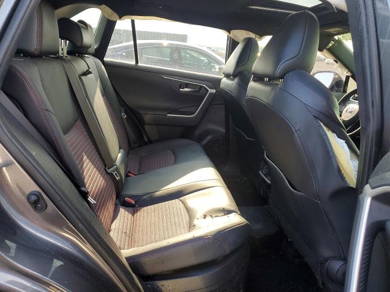 2021 TOYOTA RAV4 PRIME XSE 11