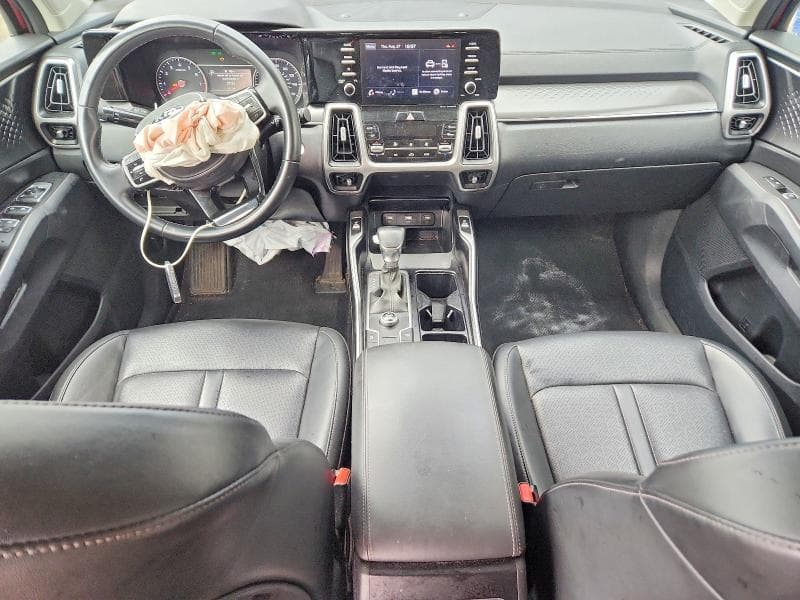 2021 KIA SORENTO S 8