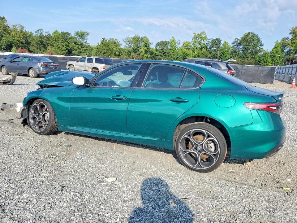 2025 ALFA ROMEO GIULIA BASE 2