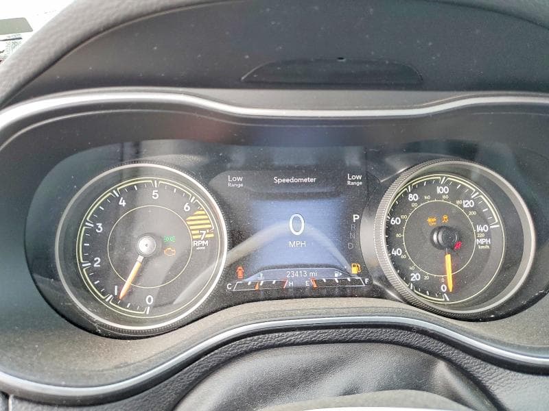 2023 JEEP CHEROKEE ALTITUDE LUX 9