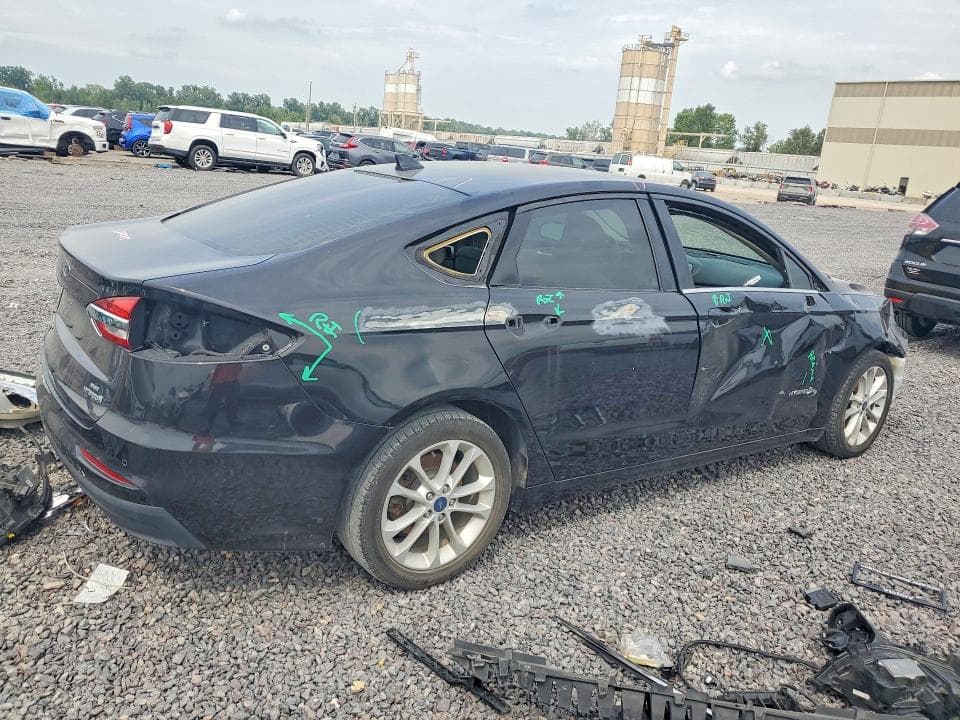 2019 FORD FUSION SE 3