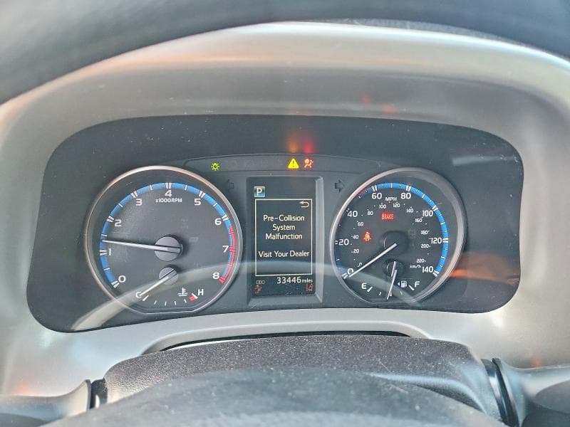 2017 TOYOTA RAV4 LE 9