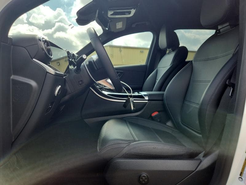 2025 MERCEDES-BENZ GLC 300 4MATIC 7