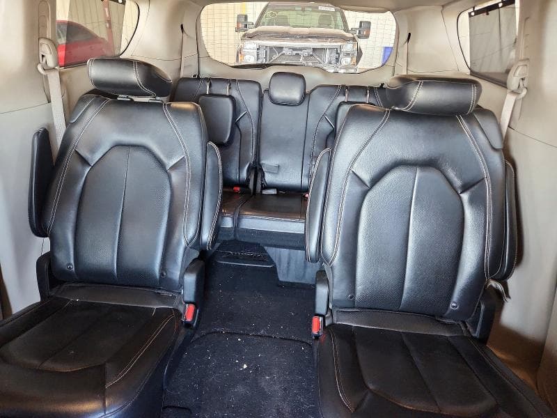 2022 CHRYSLER PACIFICA TOURING L 10