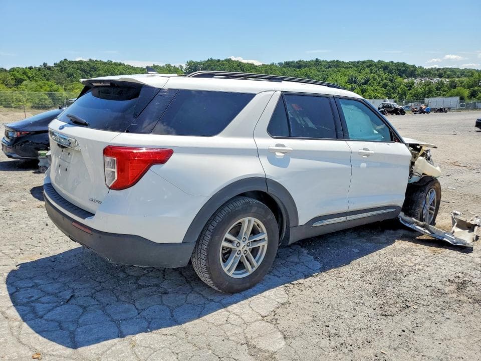 2023 FORD EXPLORER XLT 3