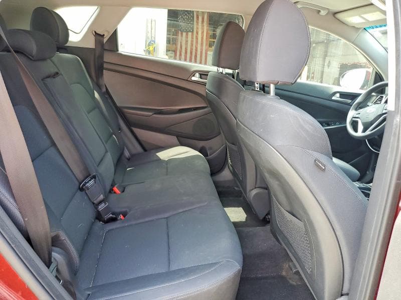 2020 HYUNDAI TUCSON SE 11