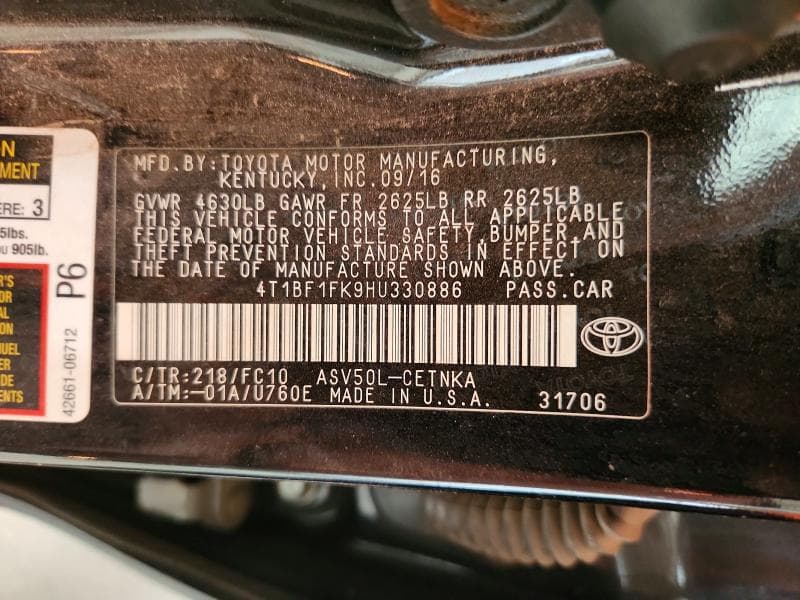 2017 TOYOTA CAMRY LE 12