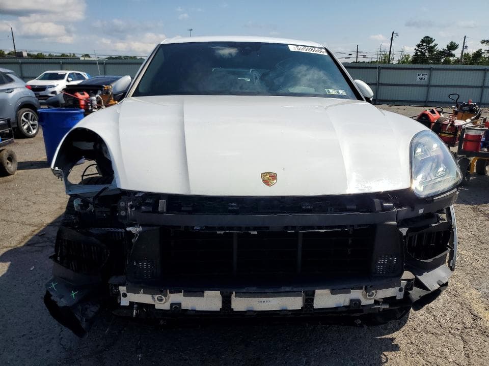 2019 PORSCHE CAYENNE SE HYBRID 5