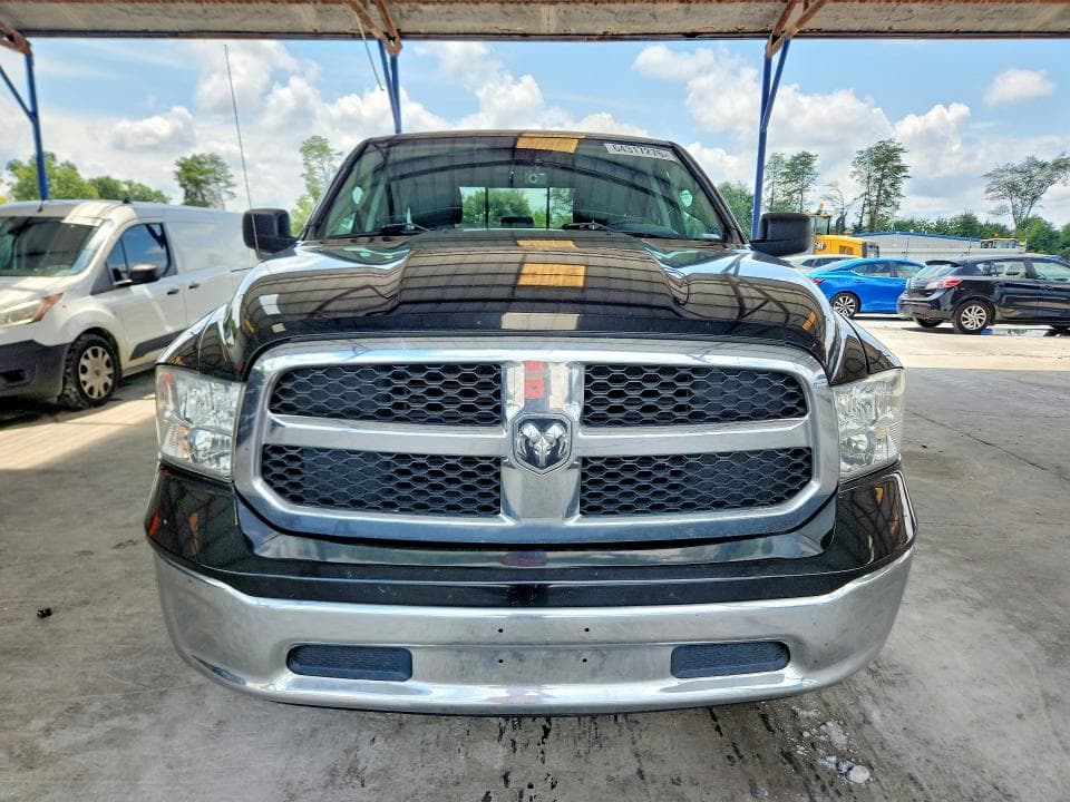 2017 RAM 1500 SLT 5