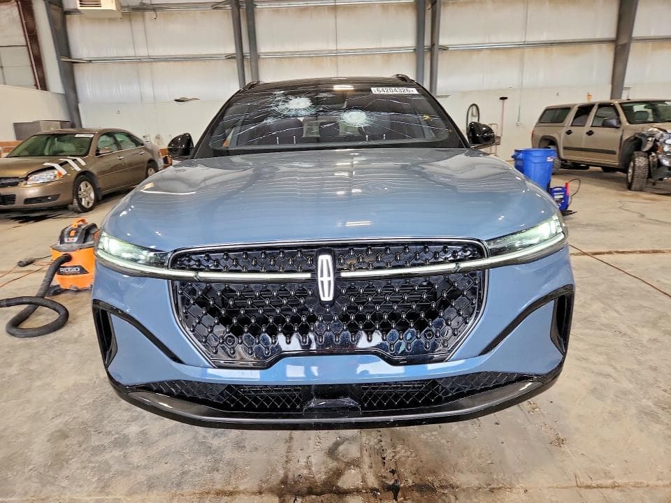 2025 LINCOLN NAUTILUS RESERVE 5
