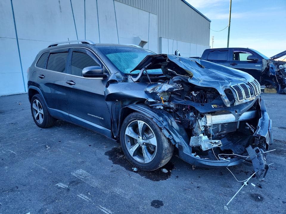 2019 JEEP CHEROKEE LIMITED 4