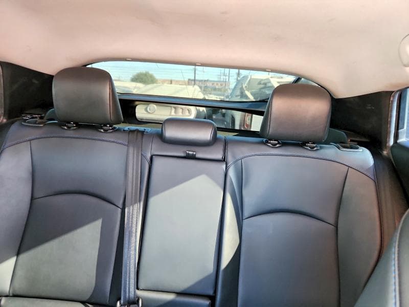 2018 TOYOTA PRIUS THREE TOURING 10