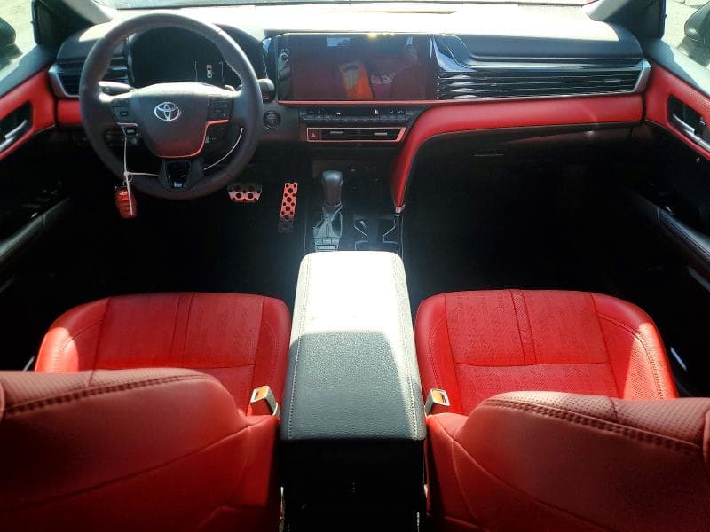 2025 TOYOTA CAMRY XSE 8