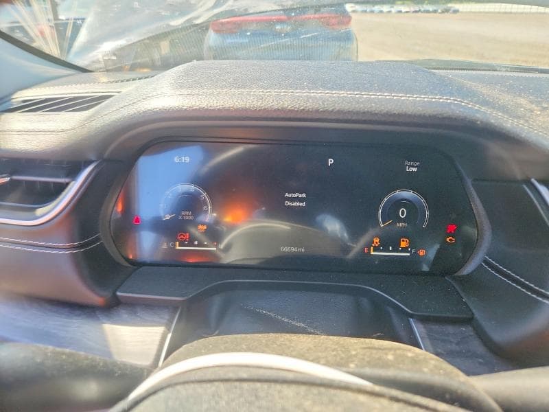 2023 JEEP GRAND CHEROKEE LIMITED 9