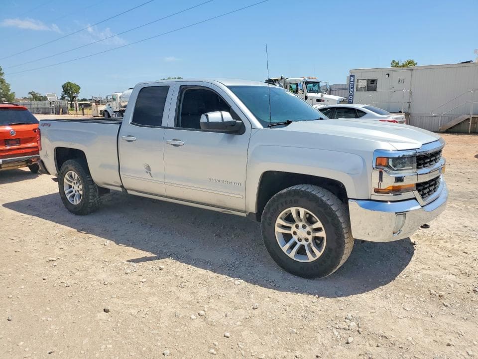 2017 CHEVROLET SILVERADO K1500 LT 4