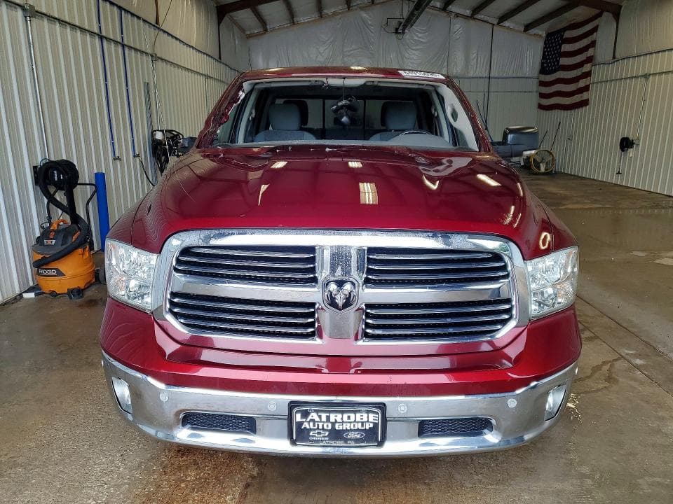 2019 RAM 1500 CLASSIC SLT 5