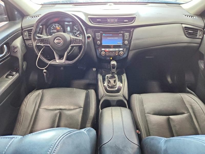 2017 NISSAN ROGUE SL 8
