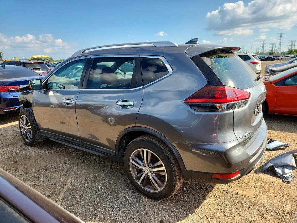 2018 NISSAN ROGUE SV 2