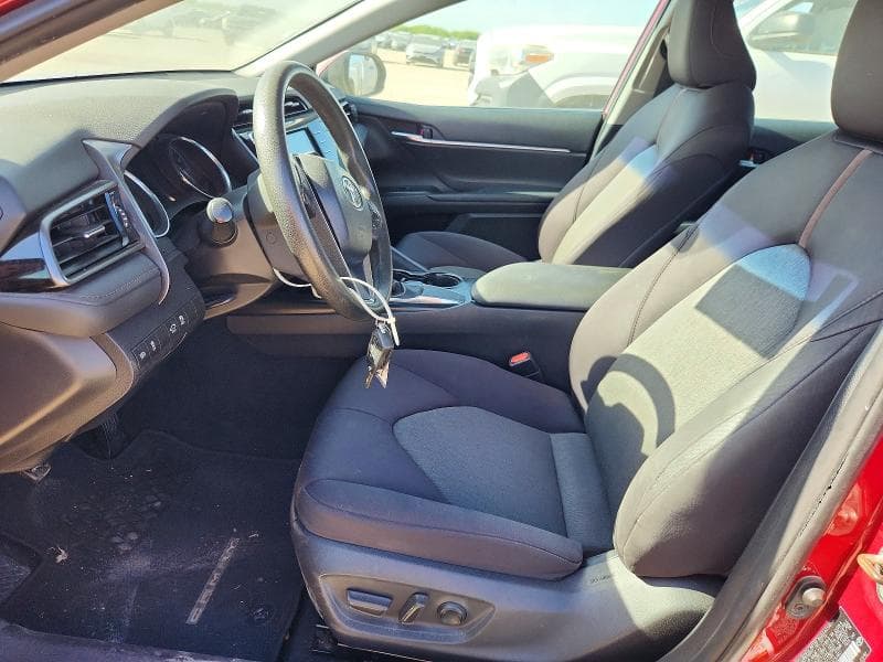 2019 TOYOTA CAMRY LE 7