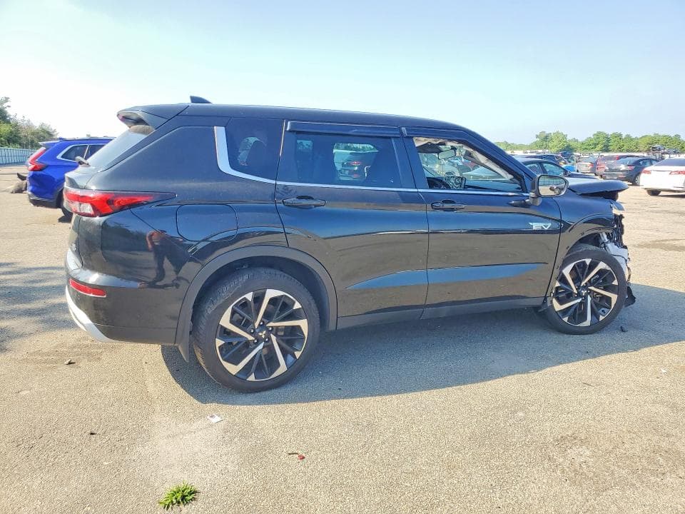 2023 MITSUBISHI OUTLANDER SE 3