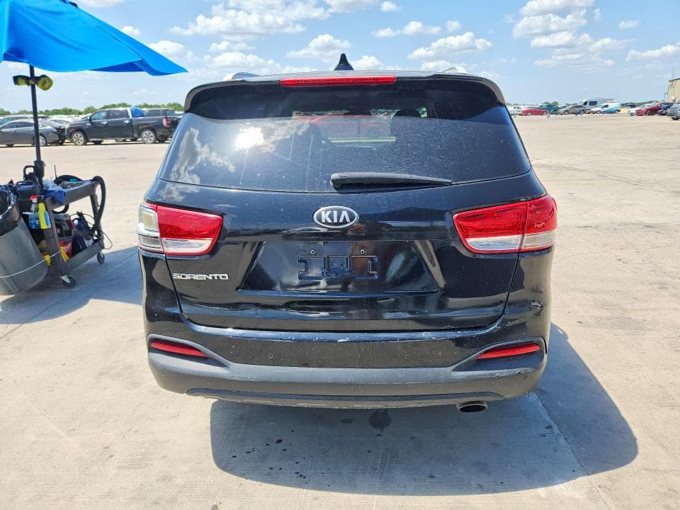 2018 KIA SORENTO LX 6