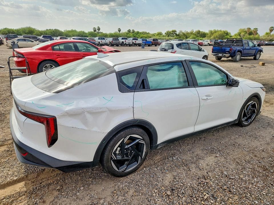 2025 KIA K4 EX 3