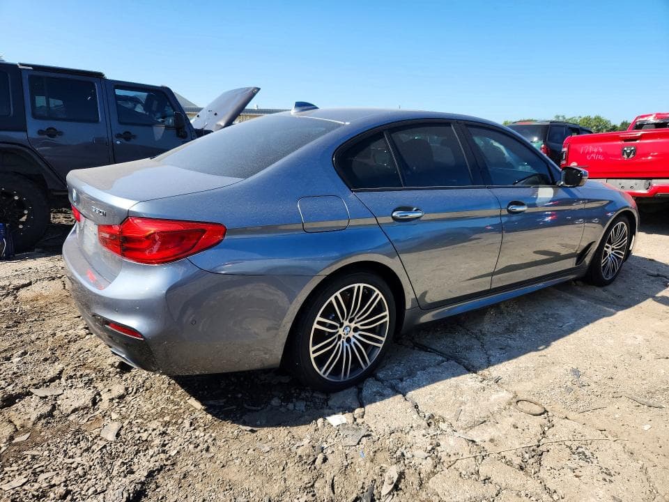 2018 BMW 530 XI 3