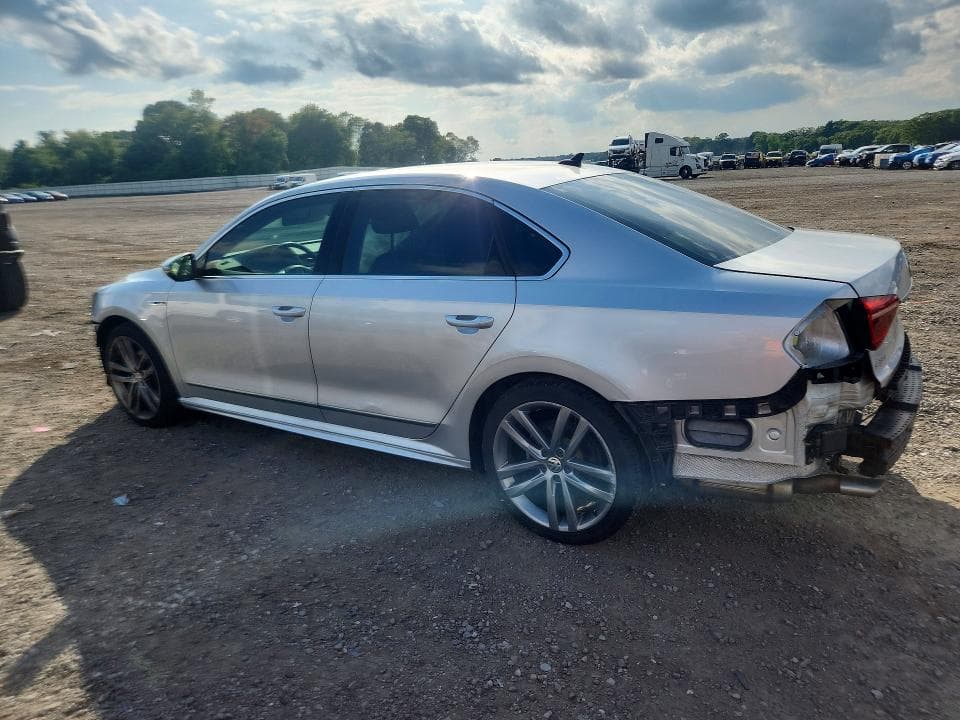 2017 VOLKSWAGEN PASSAT R-LINE 2
