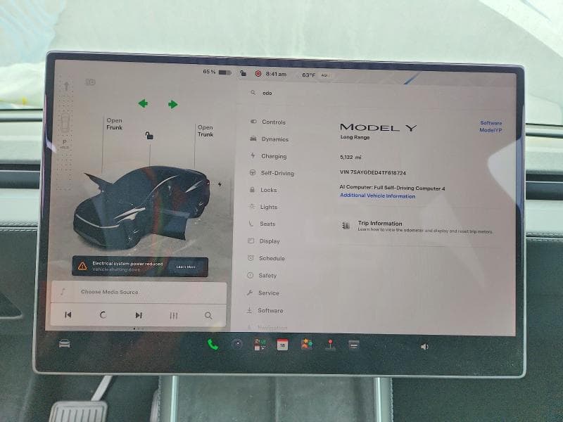 2026 TESLA MODEL Y 9