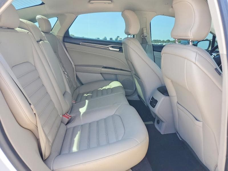 2019 FORD FUSION SEL 10
