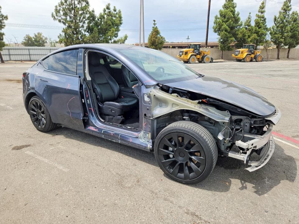 2021 TESLA MODEL Y 4