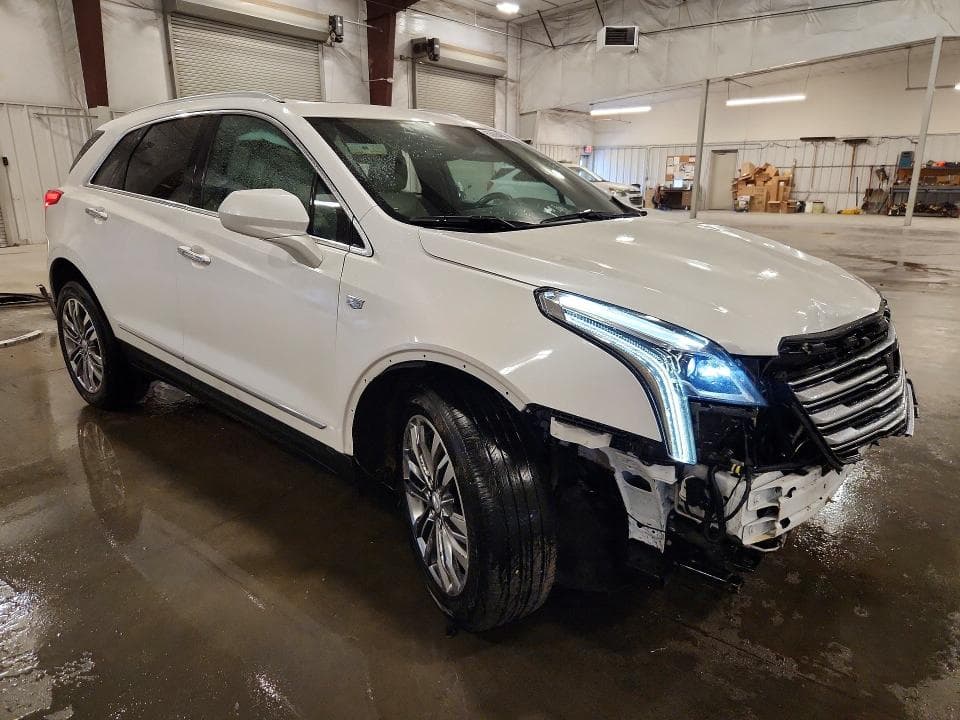 2017 CADILLAC XT5 PREMIUM LUXURY 4