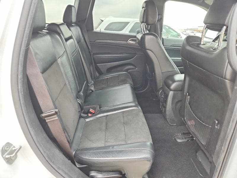 2021 JEEP GRAND CHEROKEE LAREDO 11