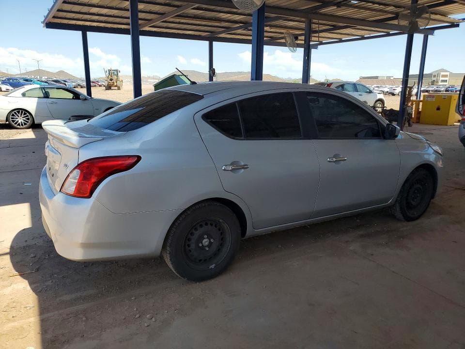 2017 NISSAN VERSA 1.6 SV 3