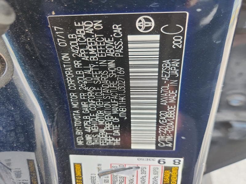 2018 TOYOTA CAMRY SE 12