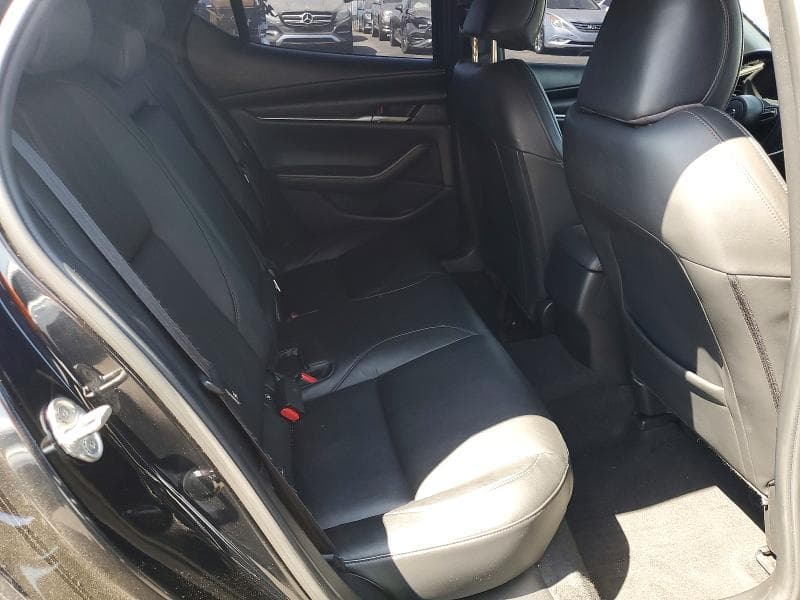 2021 MAZDA 3 SELECT 10