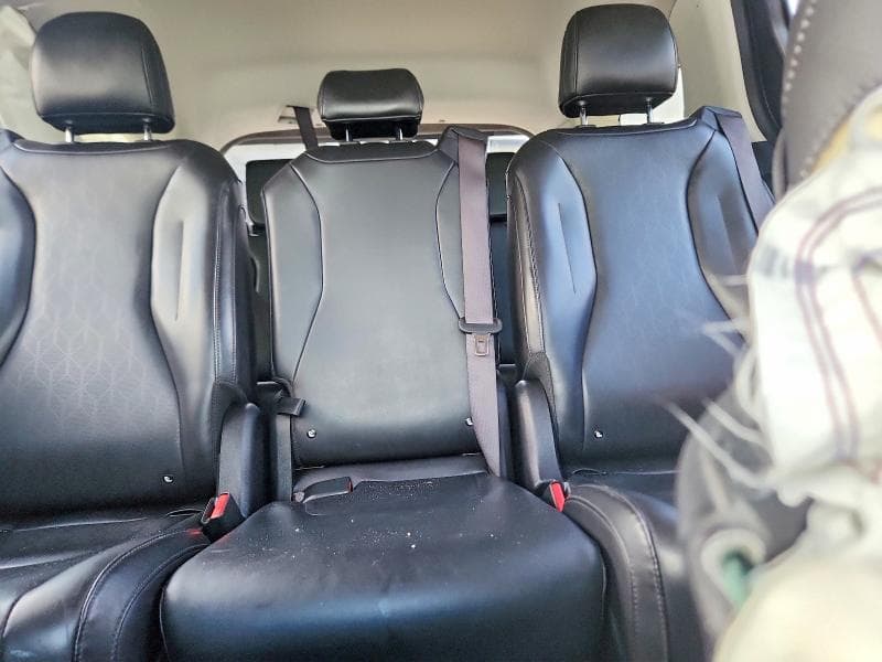 2025 KIA CARNIVAL LXS 10