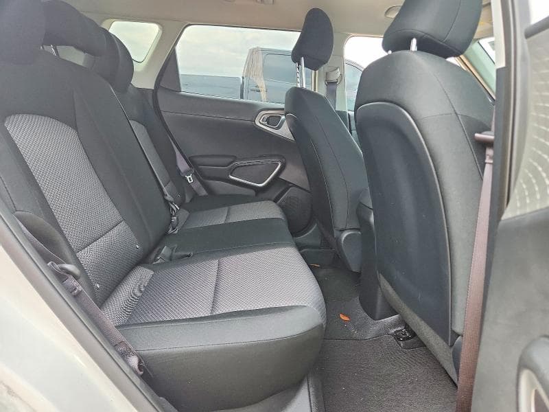 2025 KIA SOUL LX 10