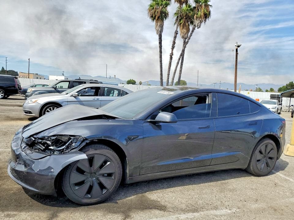 2026 TESLA MODEL 3 - 1
