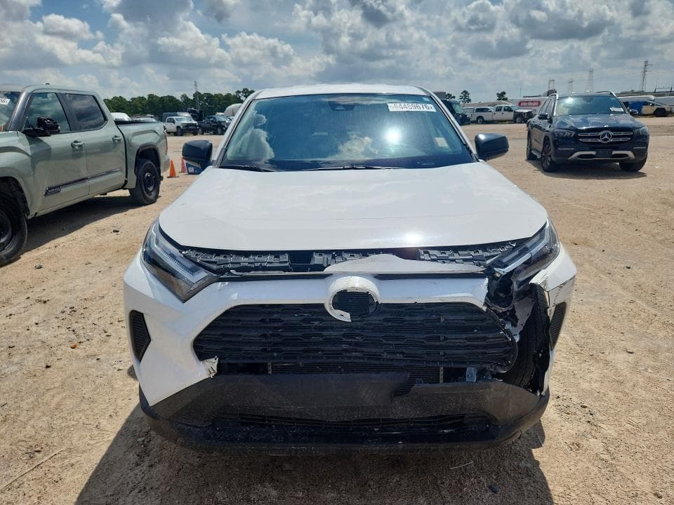 2025 TOYOTA RAV4 LE 5