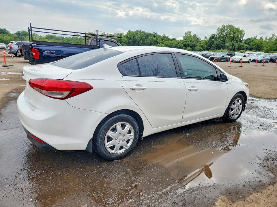2017 KIA FORTE LX 3