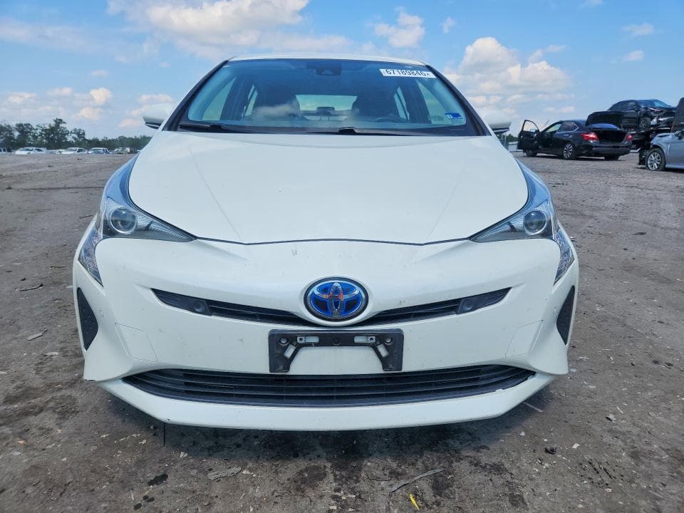2018 TOYOTA PRIUS THREE 5