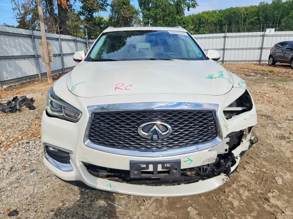 2017 INFINITI QX60 BASE 5
