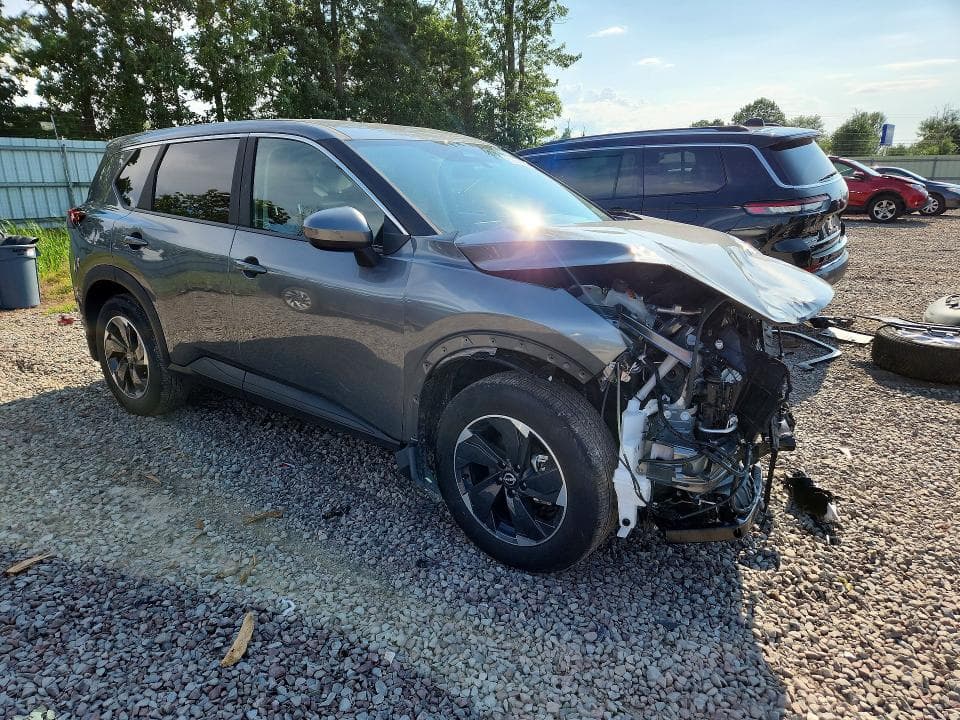 2026 NISSAN ROGUE SV 4