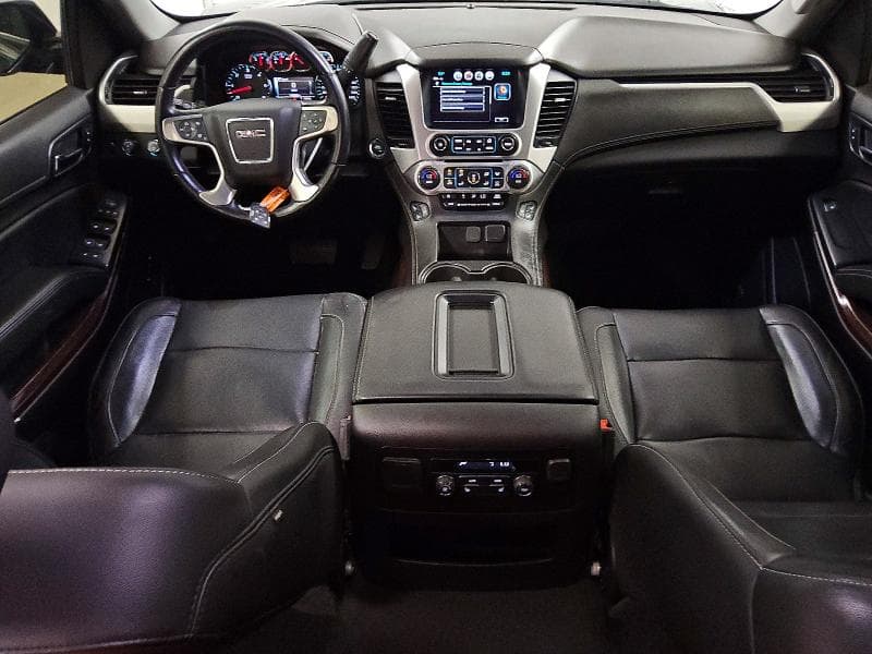 2020 GMC YUKON SLT 8