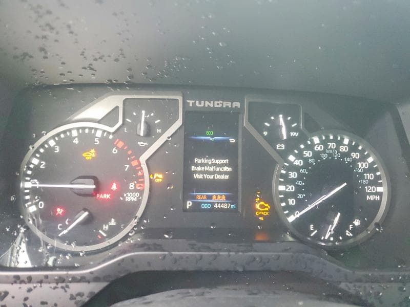 2025 TOYOTA TUNDRA SR5 9