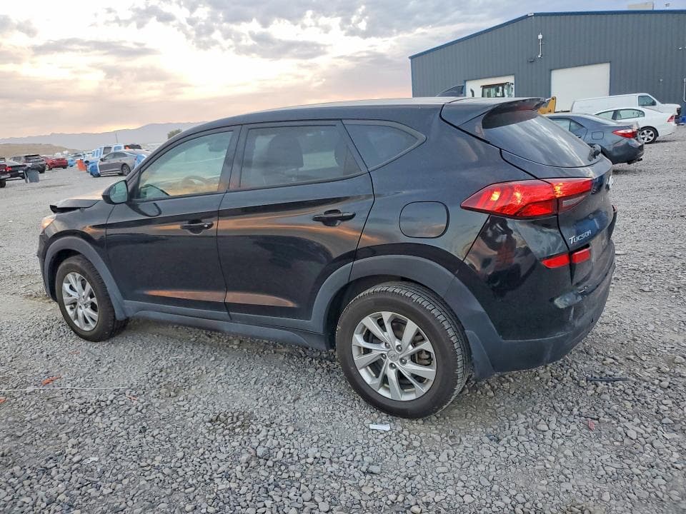 2020 HYUNDAI TUCSON SE 2