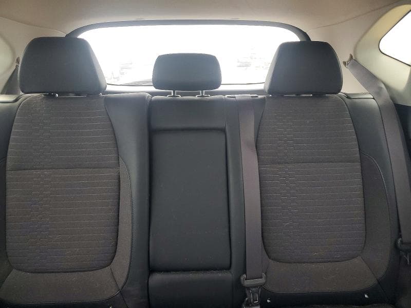 2021 KIA SELTOS S 10