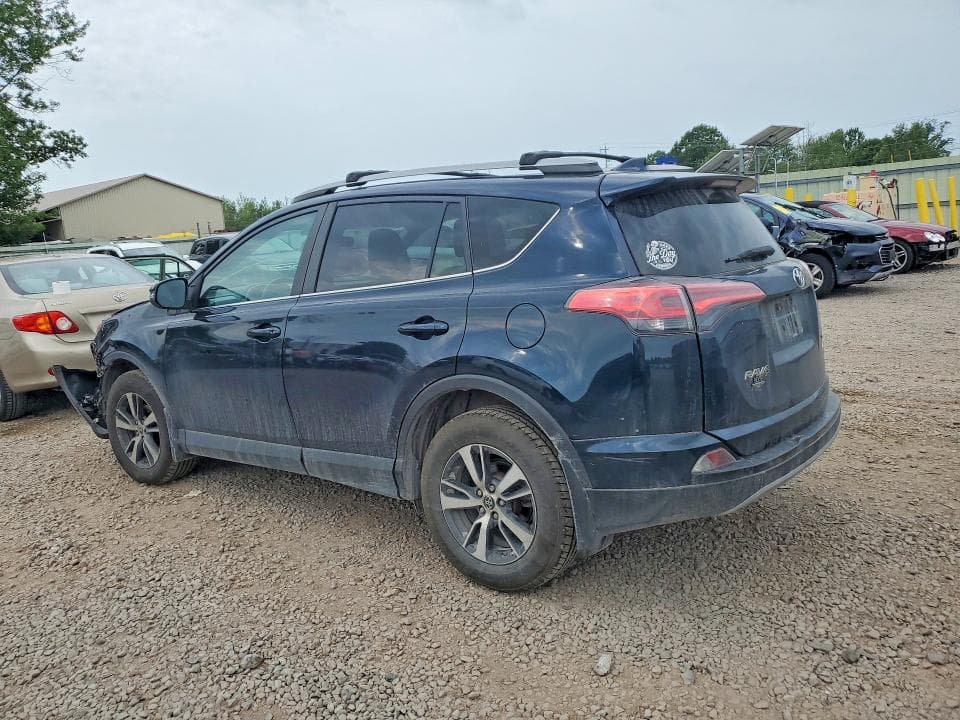 2018 TOYOTA RAV4 XLE 2