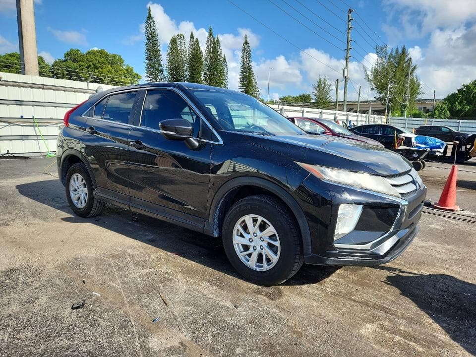 2019 MITSUBISHI ECLIPSE CROSS ES 4